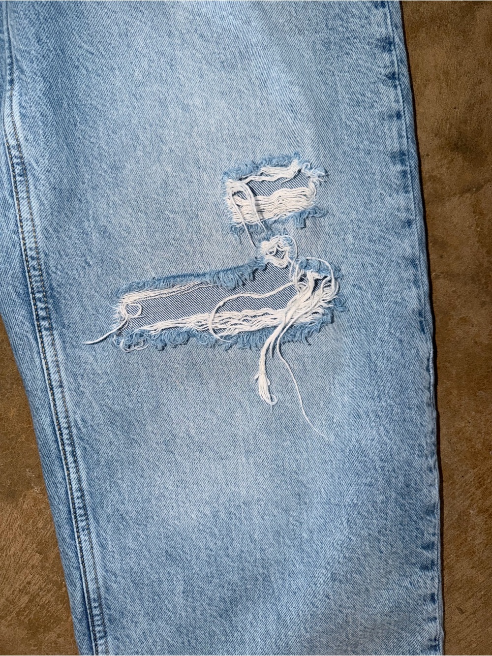&Denim High Waist Baggy Loose Fit Distressed Jeans Size 6 Light Wash Denim - Picture 4 of 10